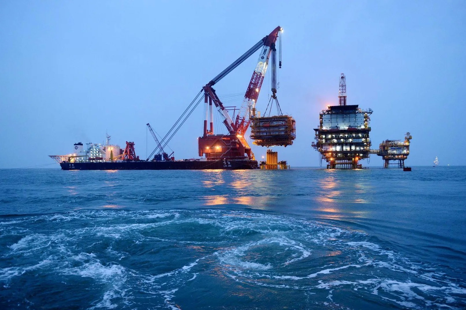 Construction & Steel Structure